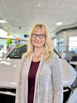 Rayla Rousson Collision Center Manager