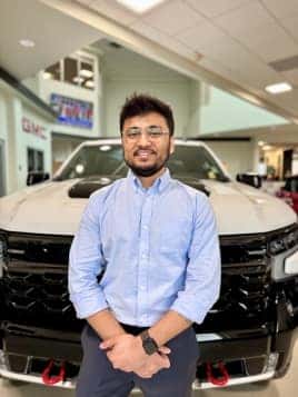 Rudy Raval Sales & Leasing Consultant